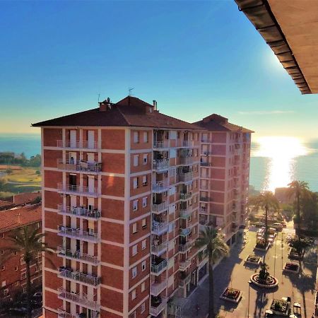 Helena Seaview & Beach-Apartment Montgat Exterior photo