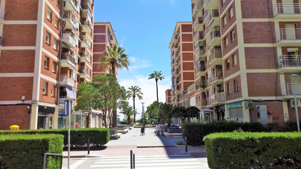 Helena Seaview & Beach-Apartment Montgat Exterior photo